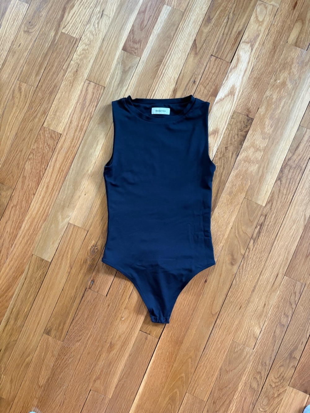 Aritzia Babaton Bodysuit - Picture 4 of 4